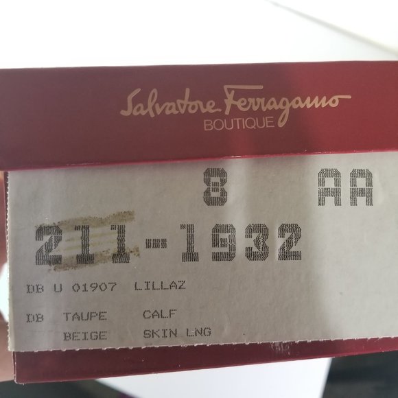 SALVATORE FERRAGAMO LILLAZ BEIGE PUMP SHOES 8 AA - Picture 10 of 10